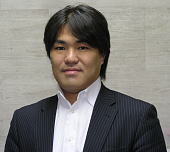 中西 充